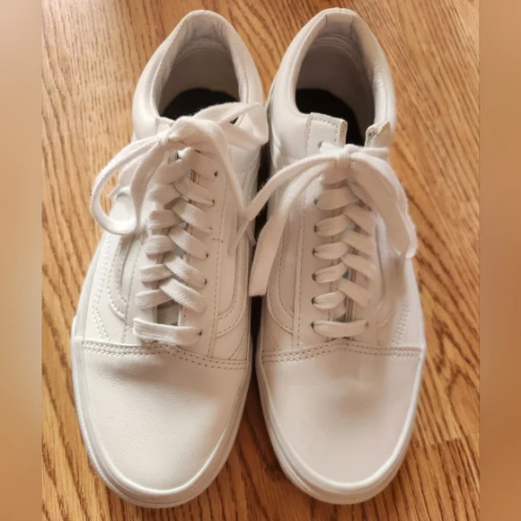 VANS Old Skool Leather True White NEW Women's Size 8 - Picture 3 of 6